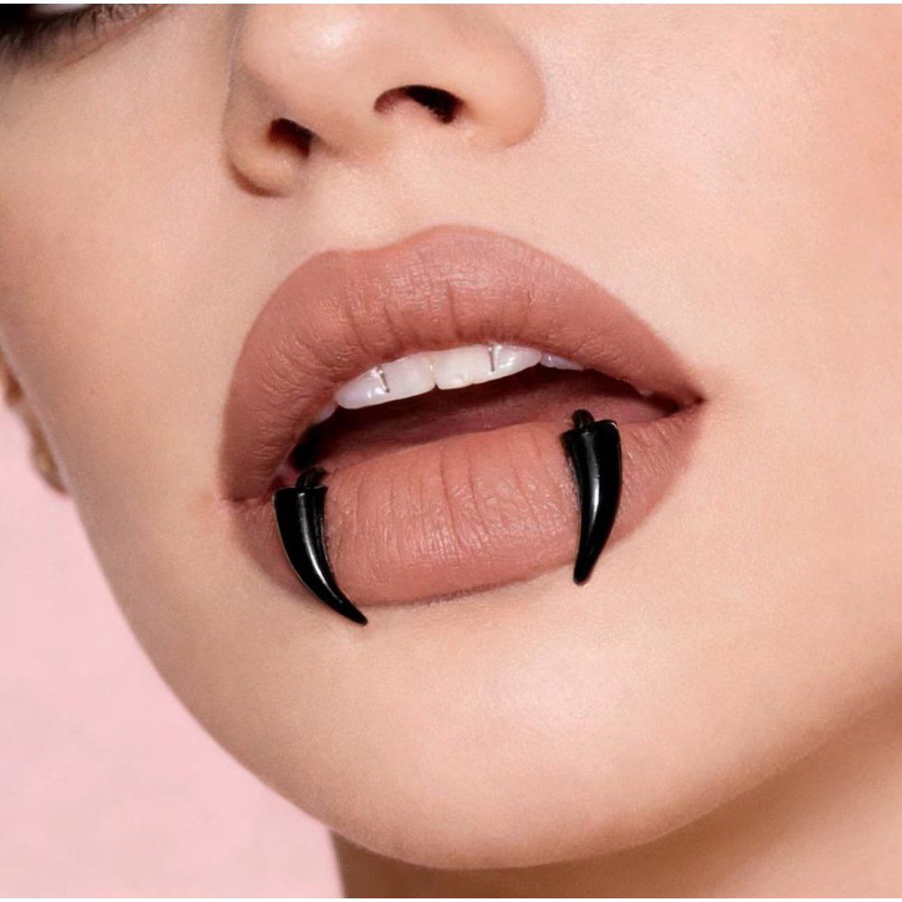 Zac's Alter Ego - Pair of Metal Curved Fang Design Glossy Fake Fangs Vampirzähne - Schwarz